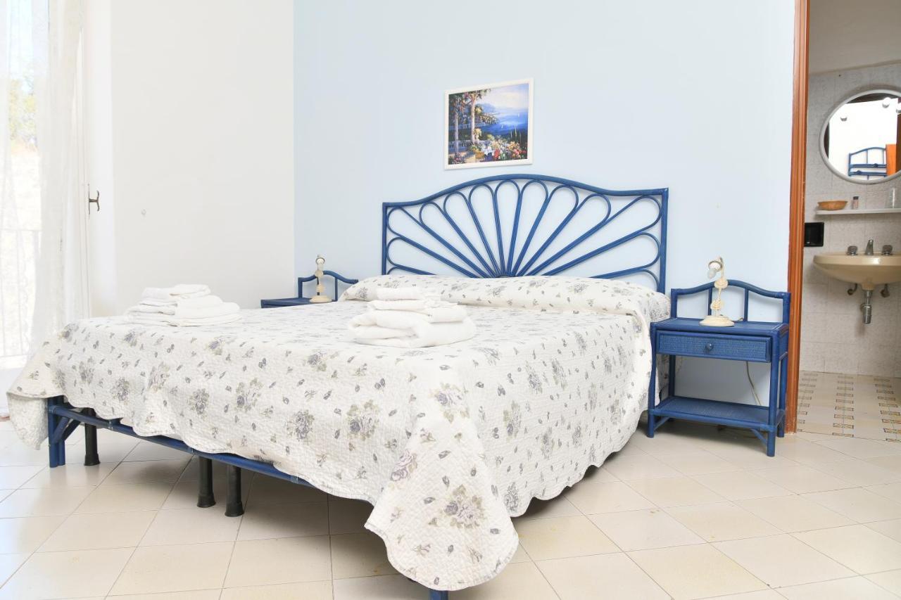 Hotel Maremonti Forio  Room photo